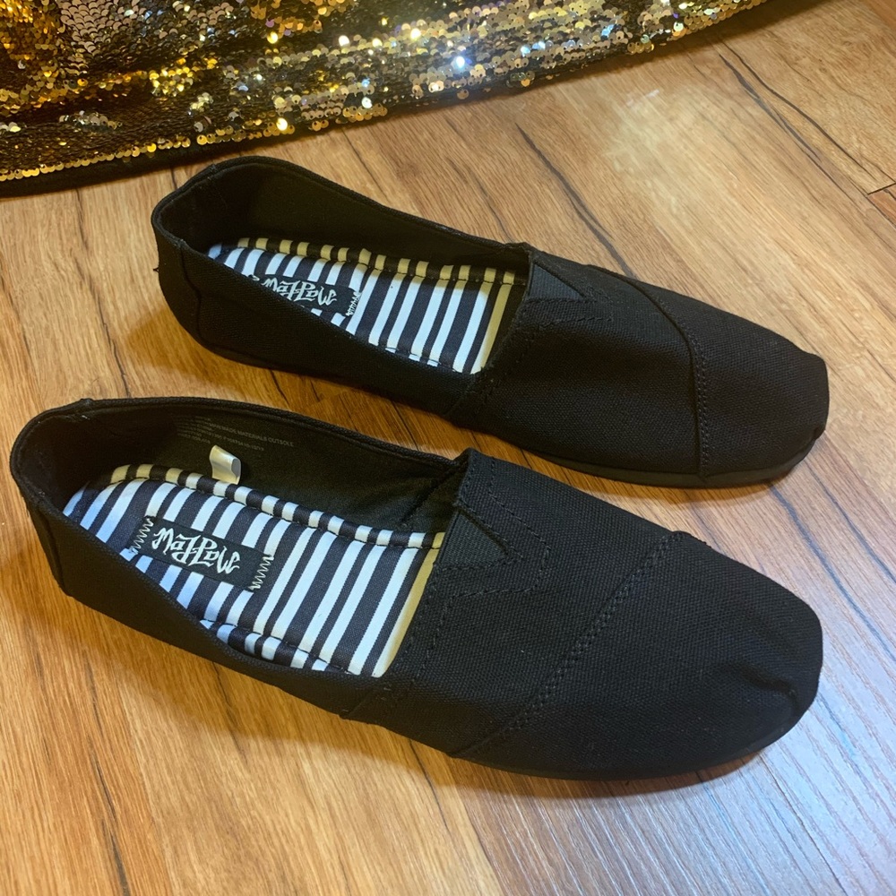 Black Mad Love Lydia Slip On Canvas Sneakers Toms